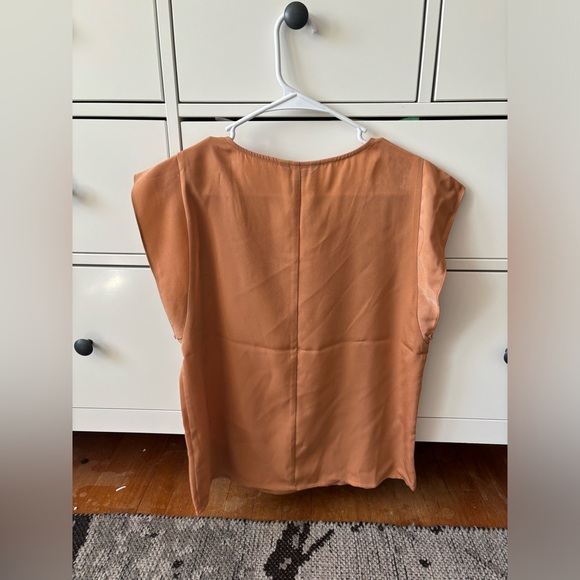 Express Top - Picture 2 of 2